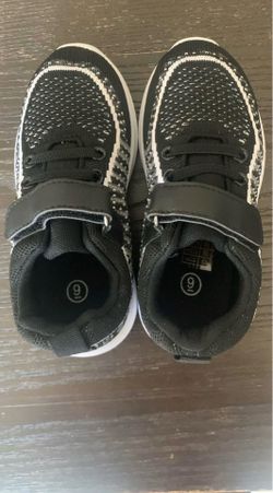 Kids shoes size 9 for Toddler