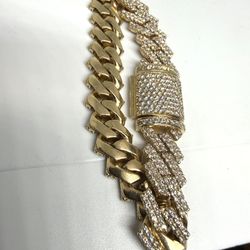 14k gold diamond bracelet