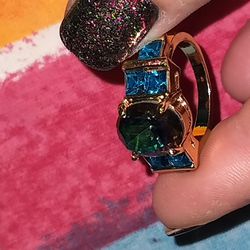 Size 8.5 Gold Tone Multicolored Stone Fashion Ring NWOT