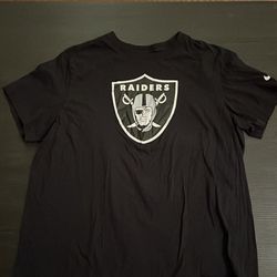 Las Vegas Raiders Football tee