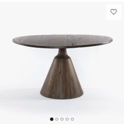 Four HANDS DINNING TABLE  FREE