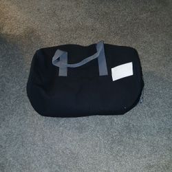 Calvin Klein duffle Bag (READ DESCRIPTION)