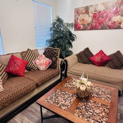 👉 Full Living Room Set – Sofas + Marble Table + Pillows + Plant + Decor