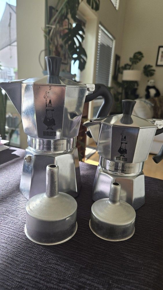 Bialetti Moka Express Pot