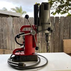 Milwaukee 4202 magnetic drill press