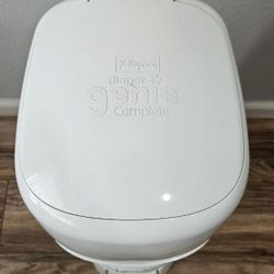 Diaper Genie Complete Like New