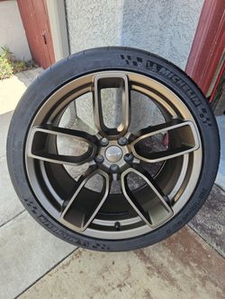 Challenger/Charger Wheel And Tire