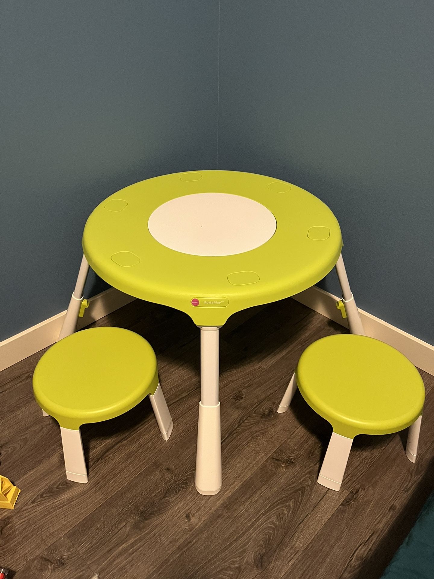 Oribel Activity Center, Table With Stools, Porta Play
