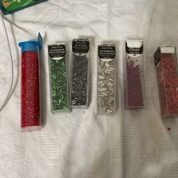 Art / craft supplies 