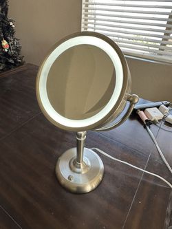 Makeup Mirror With Light