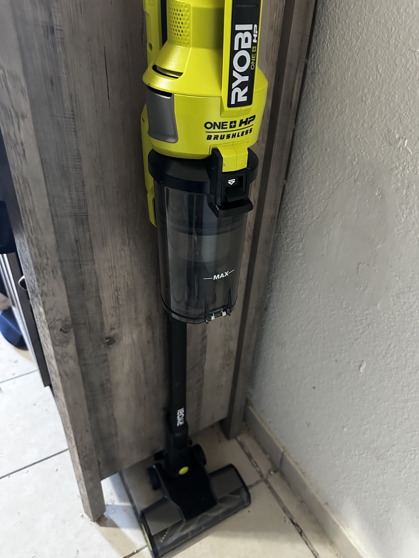 Ryobi 18v Vacuum Tool Only
