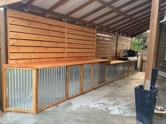 Backyard Kitchen/bar