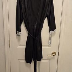 Apt 9 Black Satin Lace Trim Sleeve Wrap Robe XL