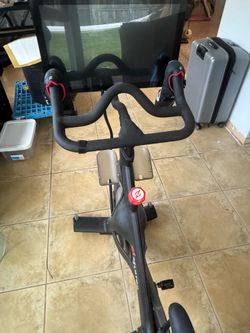 PELATON stationary bike