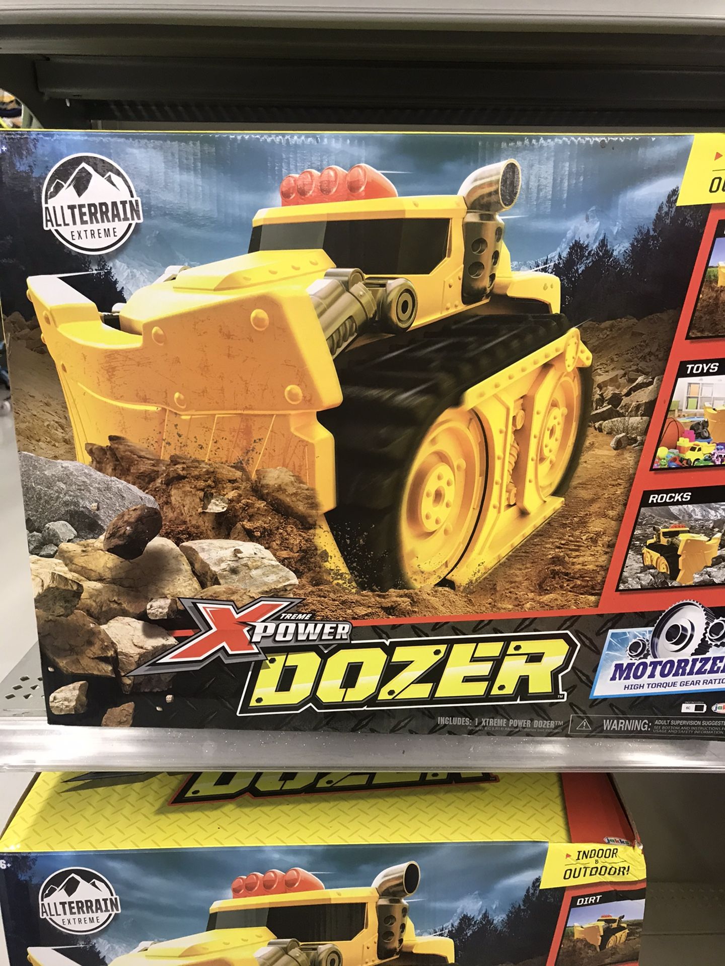 Bull dozer