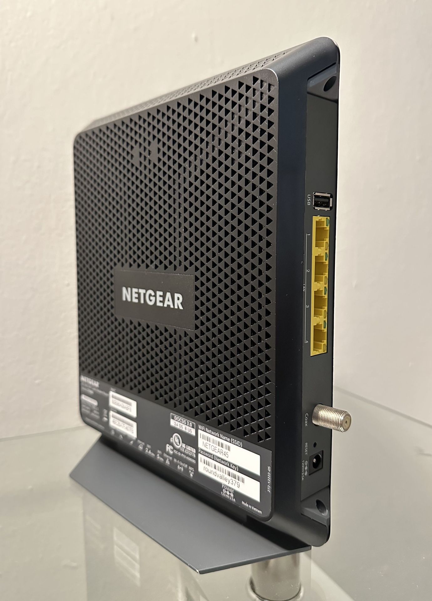 NETGEAR C7000 / AC1900 Wi-Fi Cable Modem Router