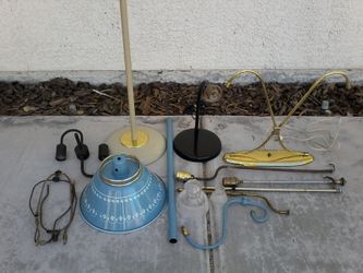 Large Lot Of Vintage Lamp Parts