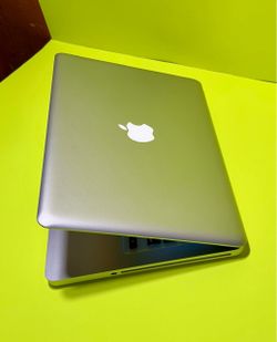 Apple MacBook Pro 13” i5/8GB/256GB SSD $140