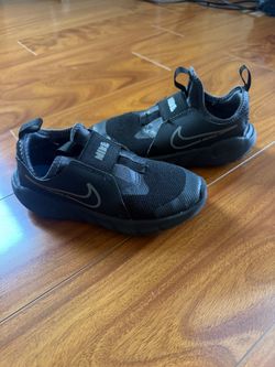 Girl Shoes Size 1 (5 Pairs)