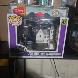 Funko Pop Lydia Deetz With Maitland House 
