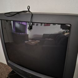32 Inch SHARP Crt 