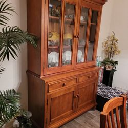 Solid Wood Hatch And Diner Table $ 1000.00