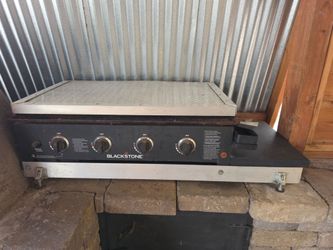 Blackstone 4-Burner Propane Griddle with Custom Metal Cover 36 inch.