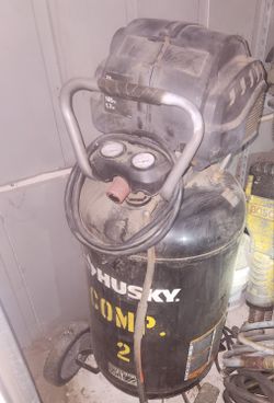 Compresor/ Air compressor.