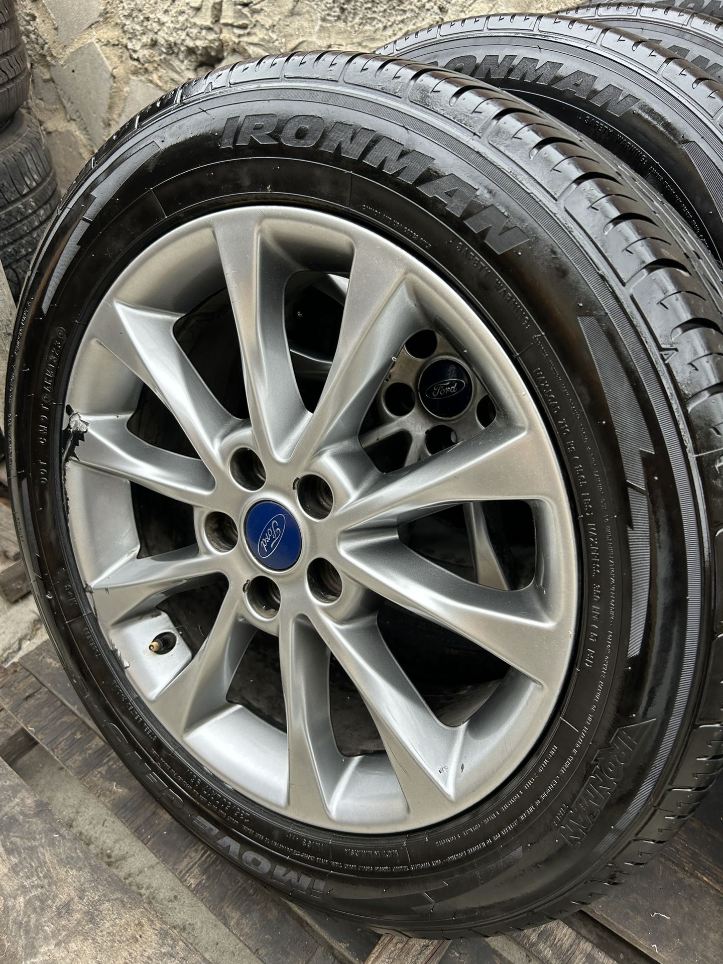 4- IRON MAN RADIAL SPORTS 