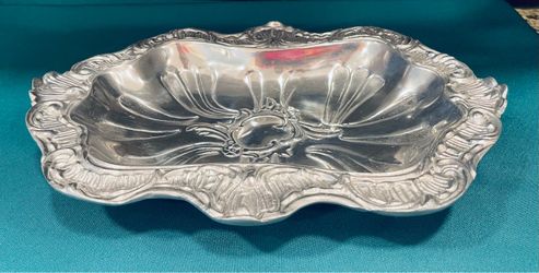 Beautiful vintage pewter serving platter/tray with ornate and embossed raised center