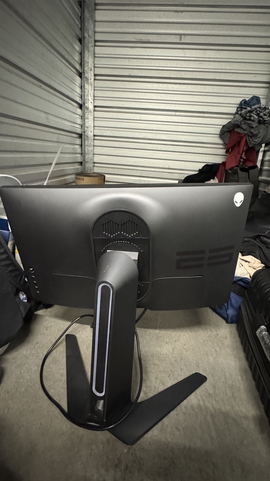 Alian Ware Pc Screen 240 Hz