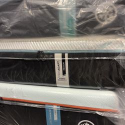 🔥Tempur Pro Adapt Hybrid Medium King $1600🔥