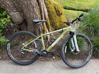 Novara Ponderosa 27.5 — Hardtail Mountain Bike | Medium
