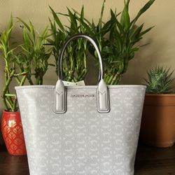 Michael Kors Jet Set Tote Bag 