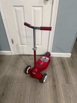 Radio Flyer Scooter ❤️