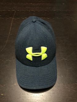 UNDER ARMOUR HAT …XL