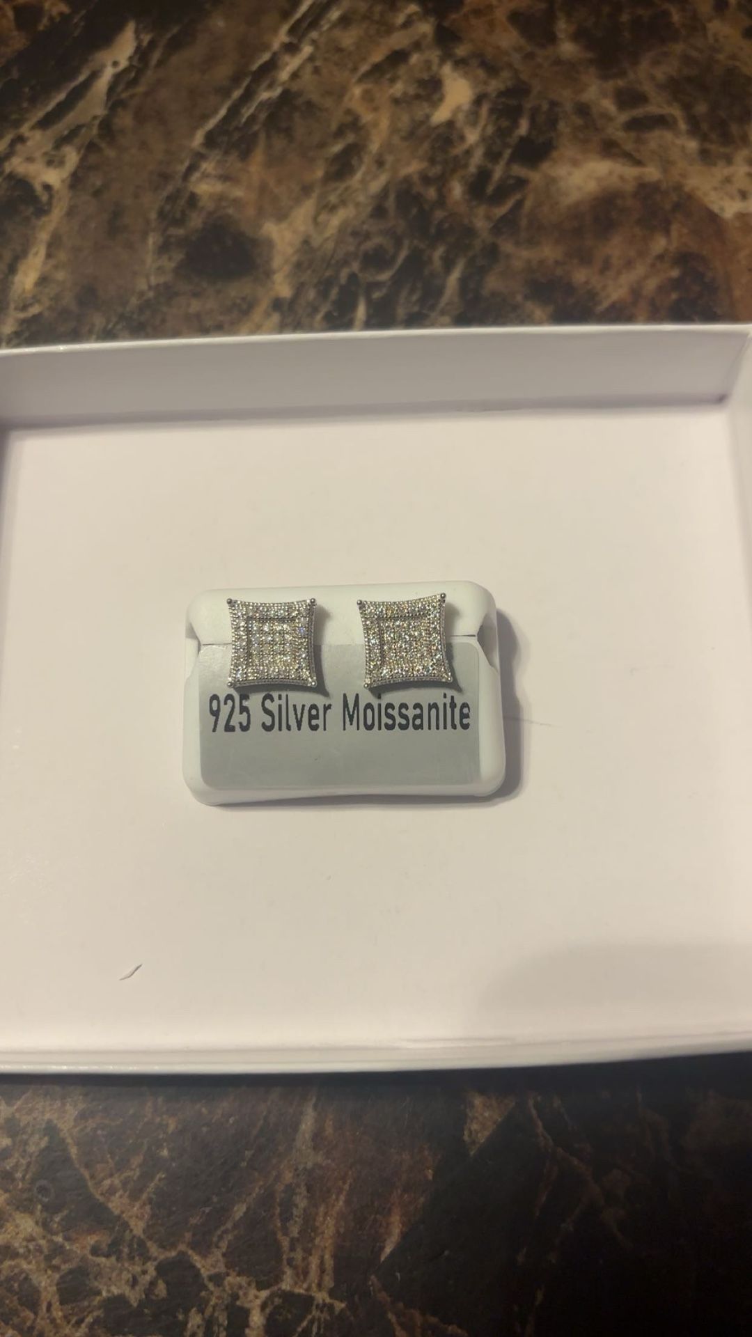 Earrings - 925 Moissanite