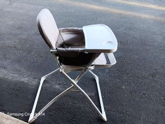 Folding Baby High Chair with Tray
