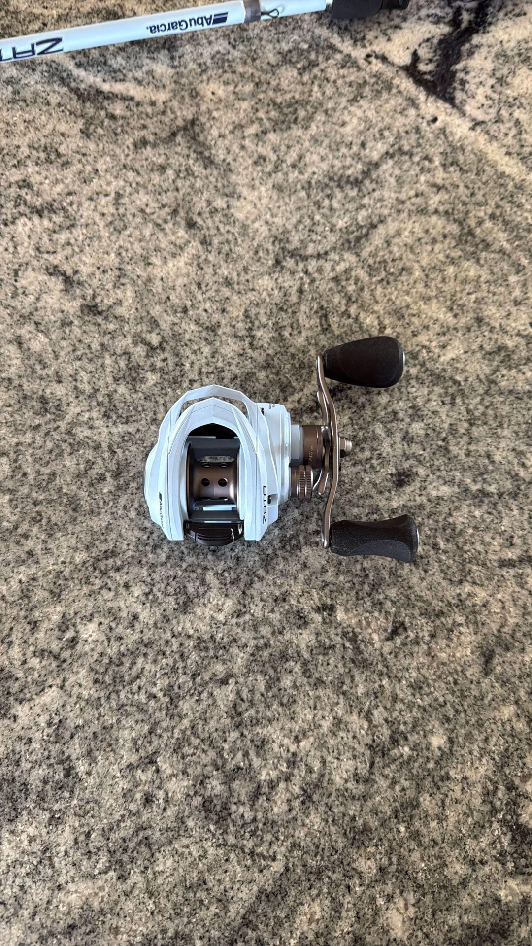 Abu Garcia Zata Low Profile