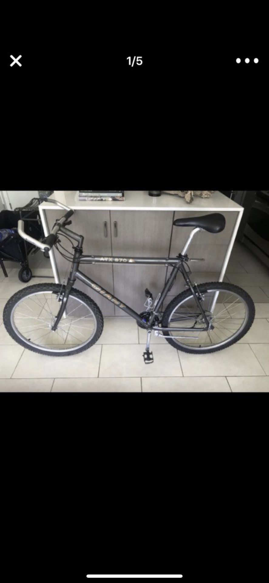 Very nice Giant TRX hybrid bike in perfect condition