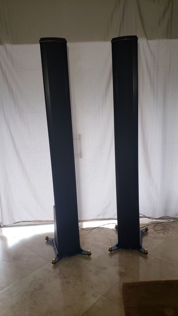 B&G (Bohlender-Graebener) Speakers