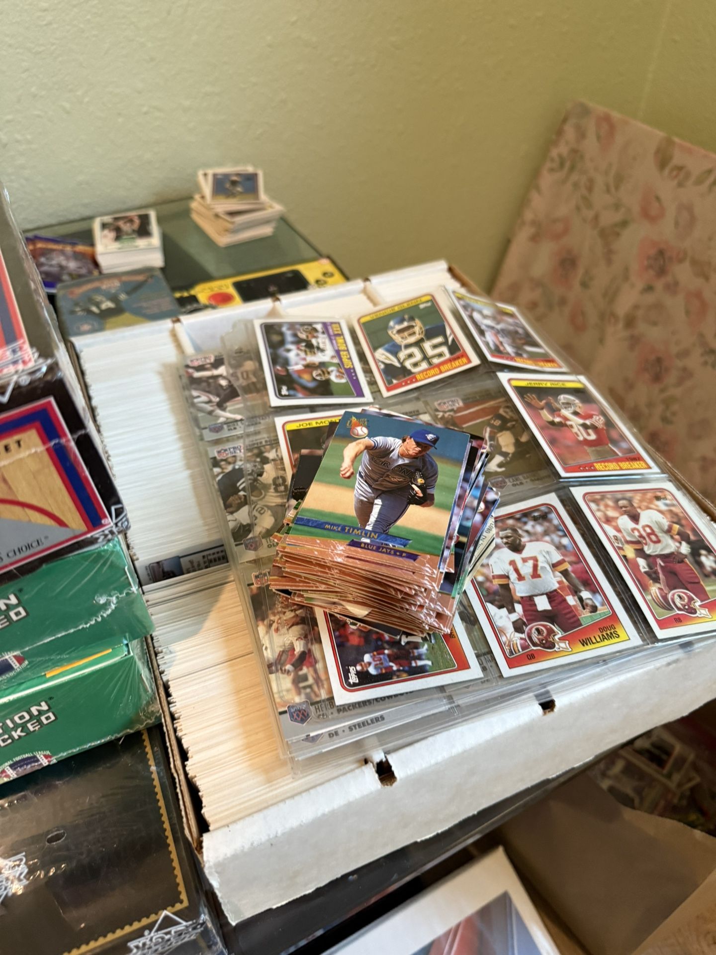NBA, NFL, MLB Pokemon Cards & Reedem Cards