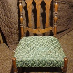Antique Rocking Chair 