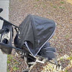 Stroller 