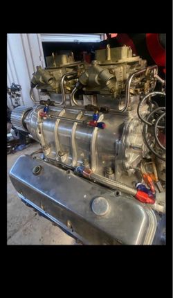 Mooneyham 671 Blower w 2 750 Holley Carbs