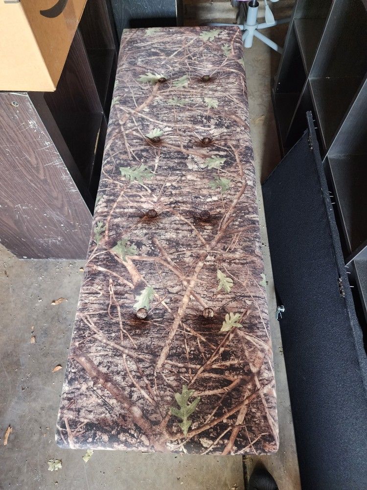 Gun Holder Bench