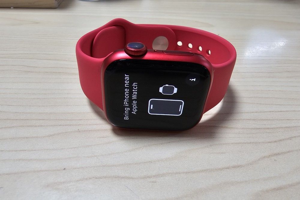 Apple Watch Series 9. 45MM. Ready For Activation. Firm Price. Store Pick Up Only. Used Like-New.