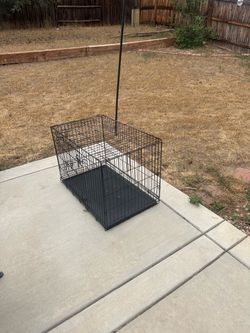 Medium dog crate