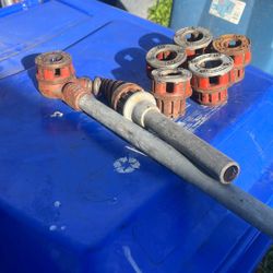 Ridgid Threading Tool With Vice On Tripod , 