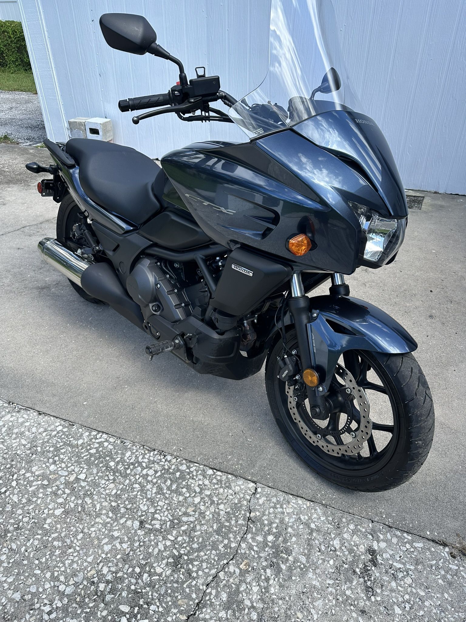 2015 Honda CTXDCT automatic